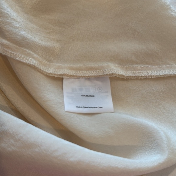 Tory Burch 100% silk top - Picture 8 of 8